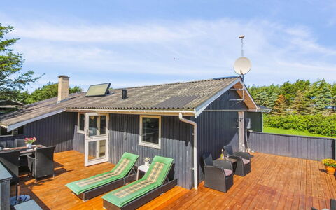 Wisti - 600M from the Sea