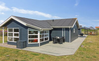 Thomsen - 475M from the Sea