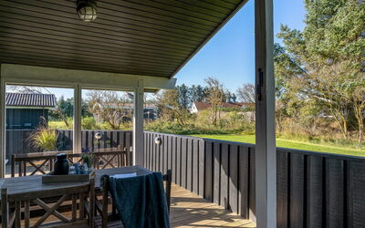 Apsolon - 600M from the Sea