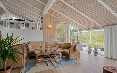 Hrefna - 500M from the Sea: Wood, Interior Design, Flooring, Ceiling, Furniture, Floor, Couch, Wood Flooring, Living Room, Home