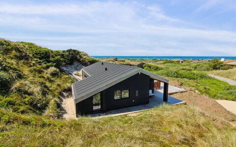 Kristiina - 500M from the Sea: Cottage, Sea, Ocean, Coast, Hut, Shed, Bay