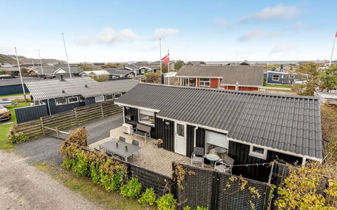 Kielo - 200M to the Fjord: Grass, Grassland, Landscape, Ecoregion, Plain, Plant Community, Land Lot, Outdoor Furniture, Prairie, Shrubland