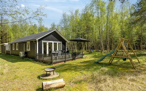Tellervo - 1.5Km from the Sea: Wood, Home, Porch, Deck, Hardwood, Roof, Wood Stain, Wood Flooring, Eco Hotel