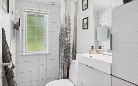 Adser - 600M from the Sea: Flooring, Interior Design, Plumbing Fixture, Floor, Bathroom, Plumbing, Toilet, Bathroom Cabinet, Tile, Sink