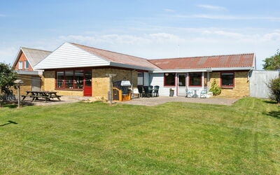 Ingward - 750M from the Sea