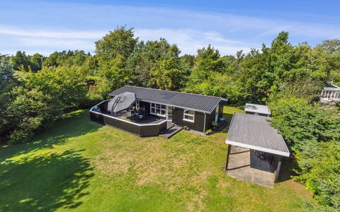 Felippa - from the Sea: Thatching, Cottage, House, Roof, Home, Farmhouse, Hut, Estate, Village