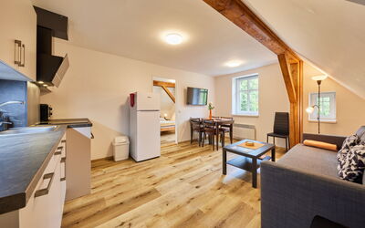 Accommodation:&nbsp;Meda 10.1