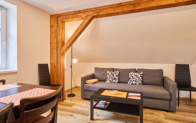 Accommodation:&nbsp;Meda 10.1