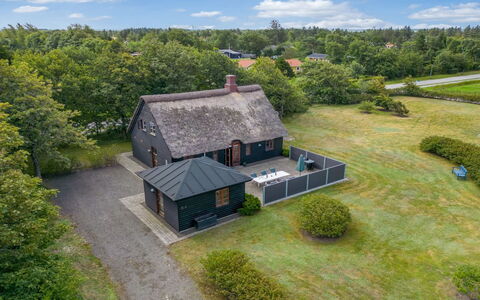 Hendrina - 250M to the Fjord: Furniture, Interior Design, Flooring, Wood, Floor, Ceiling, Wood Flooring, Chair, Table, Lighting