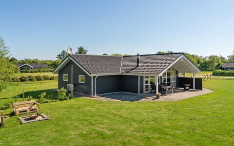 Eicke - 12Km from the Sea: Wood, Roof, Architecture, Home, House, Cottage, Siding, Hardwood, Slope, Estate