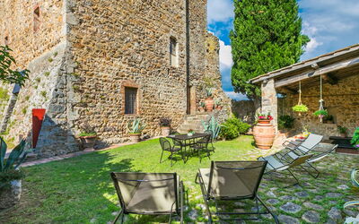 Sovicille 609: Sky, Property, Furniture, Table, Azure, Chair, Building, Window, Shade, Architecture