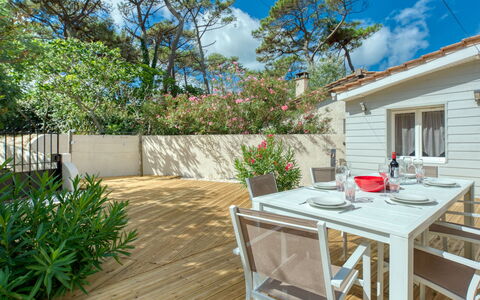 Villa Océane: Water, Sky, Property, Furniture, Table, Tableware, Blue, Azure, Cloud, Chair