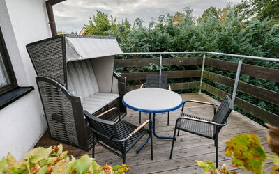 Trassenheide 151: Plant, Furniture, Sky, Property, Cloud, Table, Outdoor Furniture, Chair, Shade, Building