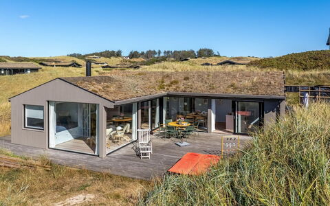 Hoat - 300M from the Sea