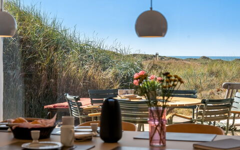 Hoat - 300M from the Sea