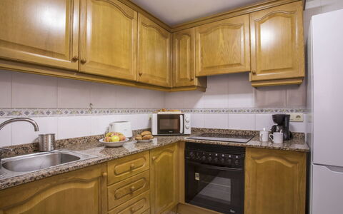 Dénia 189: Cabinetry, Countertop, Property, Building, Furniture, Kitchen Sink, Sink, Kitchen Appliance, Kitchen, Kitchen Stove