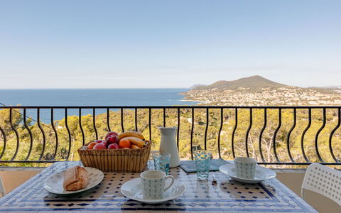 Carqueiranne 99: Sky, Table, Water, Tableware, Property, Furniture, Azure, Chair, Outdoor Furniture, Outdoor Table