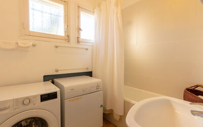 Accommodation:&nbsp;Chantelyre 99.1