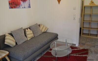 Schöngraben 700.1: Furniture, Table, Couch, Property, Wood, Comfort, Picture Frame, Interior Design, Living Room, Floor