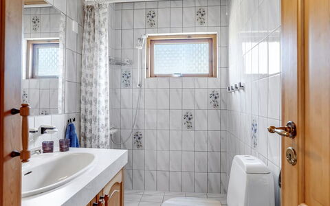 Hakon - 550M from the Sea: Plumbing Fixture, Bathroom, Flooring, Wall, Interior Design, Sink, Floor, Ceiling, Bathroom Sink, Tap