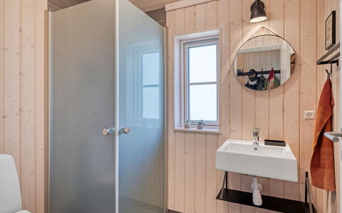 Annvy - 400M from the Sea: Wall, Wood, Flooring, Floor, Interior Design, Plumbing Fixture, Ceiling, Room, Bathroom, Plumbing