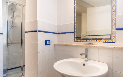Argentarola House, Porto Santo Stefano, Seaview An: Mirror, Sink, Tap, Plumbing Fixture, Bathroom Sink, Property, Bathroom, Purple, Interior Design