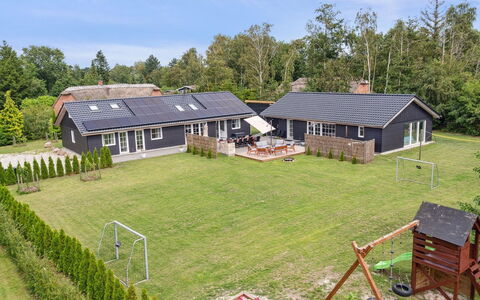 Ronia - 900M from the Sea: Wood, Roof, Architecture, Home, House, Cottage, Siding, Hardwood, Slope, Estate