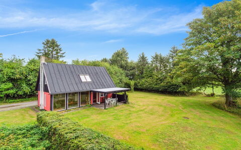 Thana - 8Km from the Sea: House, Home, Door, Roof, Cottage, Estate, Garden, Shade, Siding, Yard