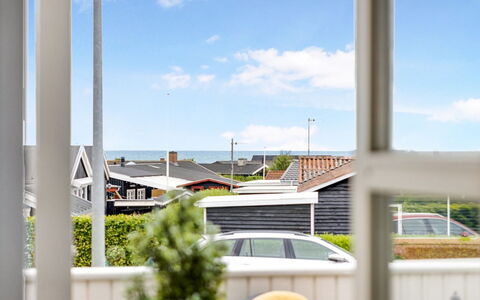 Yvette - 150M from the Sea: Cottage, Shed, Hut, Farmhouse, Prairie, Shack, Barn, Log Cabin, Garden Buildings