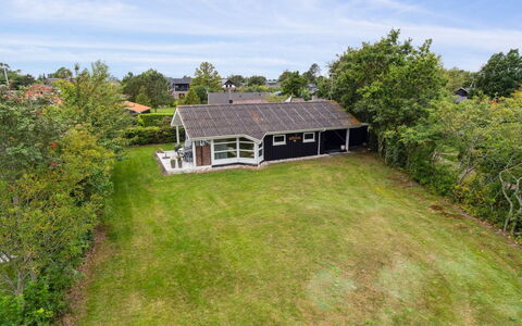 Akseline - 300M from the Sea: Wood, Home, Porch, Deck, Hardwood, Roof, Wood Stain, Wood Flooring, Eco Hotel