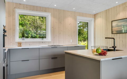 Florida - from the Sea: Flooring, Kitchen, Wood, Countertop, Floor, Interior Design, Furniture, Kitchen Appliance, Cabinetry, Wood Flooring