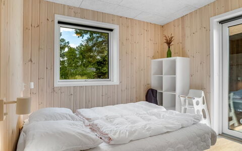 Florida - from the Sea: Wood, Bedroom, Interior Design, Flooring, Ceiling, Floor, Room, Home, Bed, Hardwood