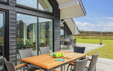 Othinkarl - 100M from the Sea: Roof, Home, Door, Cottage, Shade, Siding, Yard, Estate, Backyard