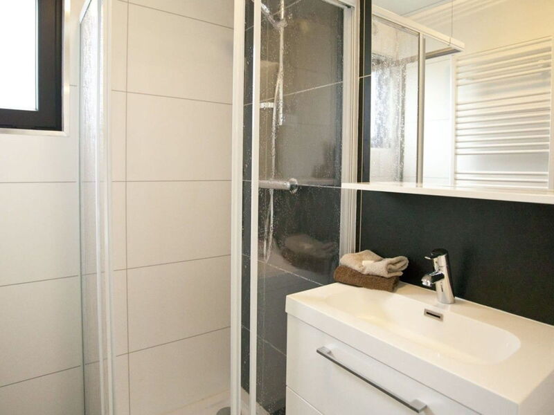 Accommodation:&nbsp;Cube La Mer 4 102.1