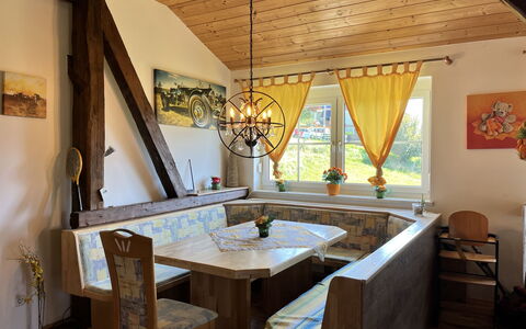 Rosental: Furniture, Table, Property, Chair, Wood, Window, Interior Design, Kitchen, Beam, Countertop