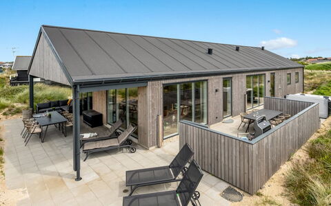 Waldar - from the Sea: Roof, House, Home, Cottage, Door, Siding, Deck, Porch, Plank, Hardwood