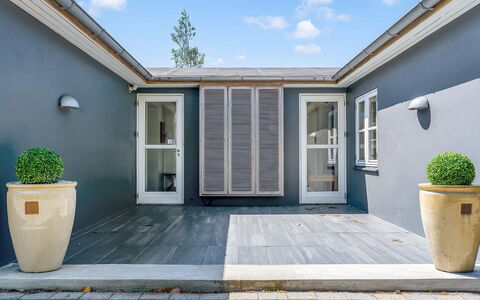 Rother - 50M from the Sea: Roof, Home, Door, Cottage, Shade, Siding, Yard, Estate, Backyard