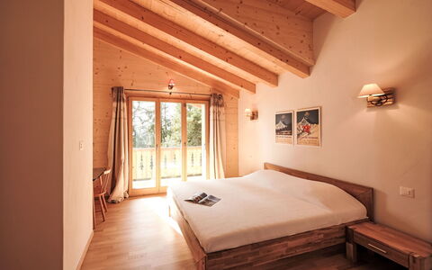 Dipankar: Furniture, Wood, Interior Design, Floor, Flooring, Ceiling, Bed, Home, Bedroom, Room