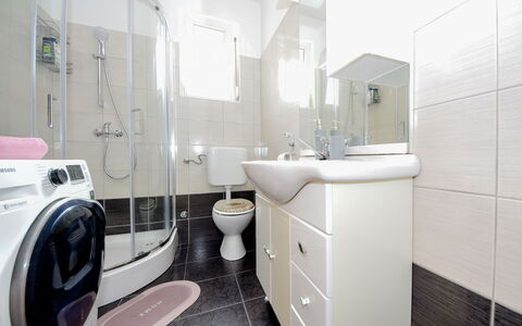 4All: Mirror, Tap, Plumbing Fixture, Sink, Laundry Room, Bathroom, Purple, Bathroom Sink, Interior Design