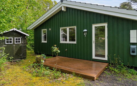 Arkil - 150M from the Sea: Roof, House, Land Lot, Home, Cottage, Estate, Garden Buildings, Shade, Log Cabin, Landscaping