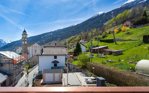 Loft Lepontica: Water, Sky, Swimming Pool, Plant, Azure, Blue, Tree, Outdoor Furniture, Building, Shade