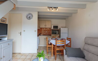 Accommodation:&nbsp;Les Jardins de la Palmyre 300.2