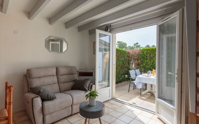 Accommodation:&nbsp;Les Jardins de la Palmyre 300.2