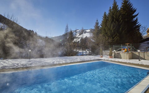 Viehhofen 100: Water, Sky, Water Resources, Swimming Pool, Azure, Cloud, Body Of Water, Building, Natural Landscape