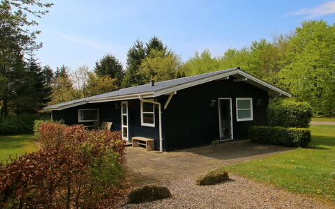 Aki - 30Km from the Sea: Grass, House, Roof, Home, Cottage, Residential Area, Door, Siding, Lawn, Estate