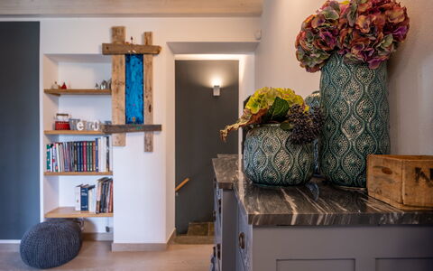 Cascina Basan: Furniture, Property, Shelf, Plant, Shelving, Wood, Cabinetry, Interior Design, Floor, Living Room