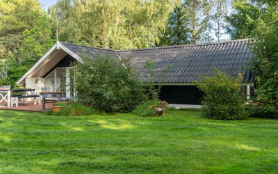 Ninni - 3.2Km from the Sea