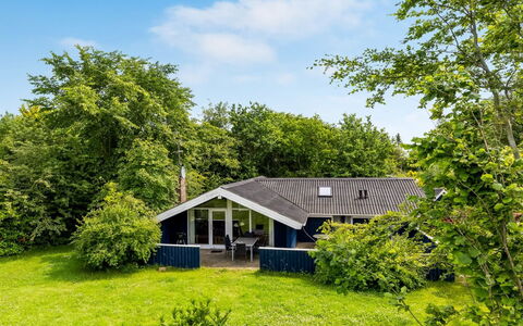 Alrun - 150M from the Sea: House, Home, Cottage, Roof, Estate, Farmhouse, Garden, Shade, Lawn, Landscaping