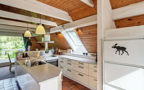Keimo - 1.3Km from the Sea: Roof, Home, Cottage, Estate, Outdoor Furniture, Yard, Outdoor Table, Courtyard, Backyard, Villa