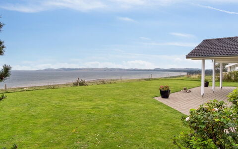Enwald - 275M from the Sea: Grass, Green, House, Cottage, Grassland, Rural Area, Ecoregion, Landscape, Land Lot, Shrub